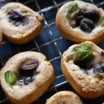 【枝豆と黒豆のぐるぐるクッキー】