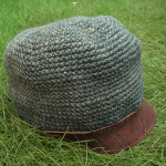 【待ち時間と夏の帽子】