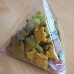 【野うさぎが飛び越したもみの木チップス】